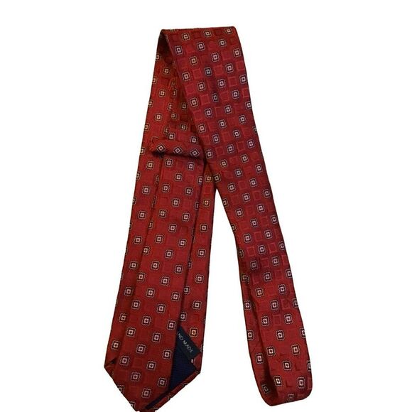 5/$15 Cremieux Collection Handmade Long Red White Geometric Silk Men's Tie NWOT - Picture 2 of 5